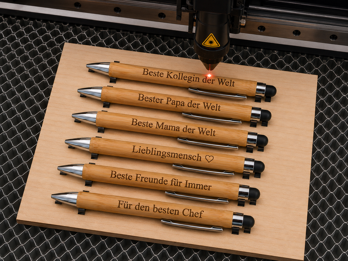 ✨ Bambus Kugelschreiber mit Touchpen – Das persönliche Geschenk für jeden Anlass